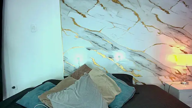 pretty ariiel online show from March 2026 10:00:02 AM