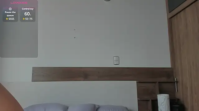 Snapshot of _fullmoon chatting on January 2025 09:19:01 PM fullmoon online show from January 2025 09:19:01 PM