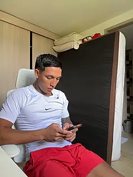 Snapshot of sendfer chatting on May 2026 07:10:02 PM sendfer online show from May 2026 07:10:02 PM