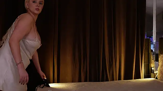 VictoriaMorrone online show from February 2026 12:43:02 AM