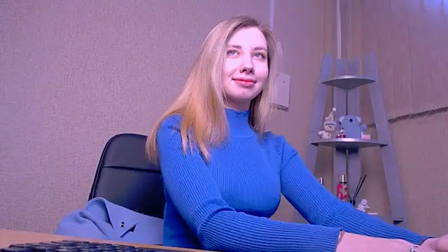 AliceFire  online show from March 2025 07:13:02 AM