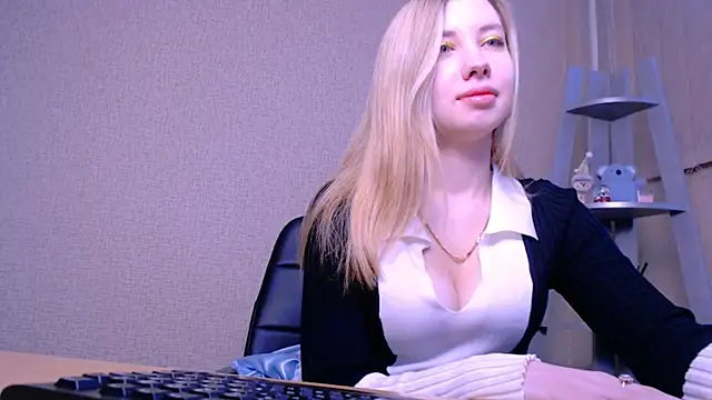 AliceFire  online show from March 2025 07:19:02 AM