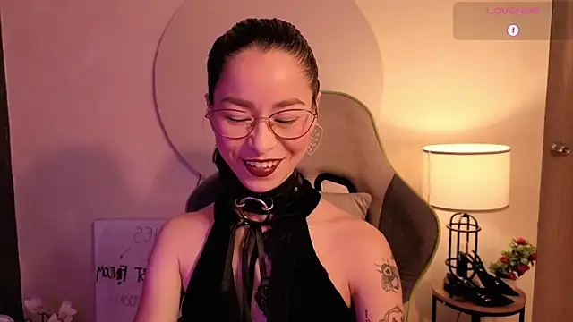 Snapshot of rosse_98_ chatting on June 2026 03:02:01 PM rosse 98 online show from June 2026 03:02:01 PM