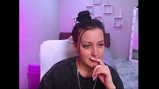 Snapshot of SkarlettMonliss chatting on October 2025 07:22:01 PM SkarlettMonliss online show from October 2025 07:22:01 PM