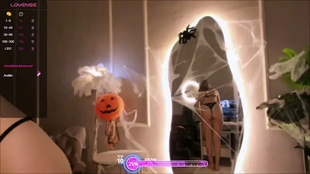 Snapshot of Eli_Llie chatting on October 2025 08:39:02 PM Eli Llie online show from October 2025 08:39:02 PM
