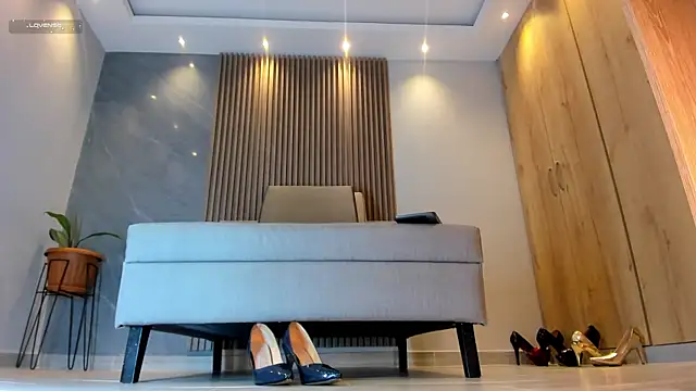 Katherinlevinee1 online show from February 2025 10:31:01 PM