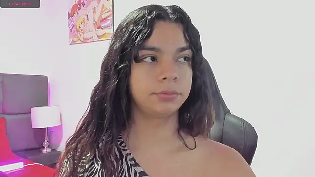 Snapshot of Megan_Miles02 chatting on October 2025 08:28:02 PM Megan Miles02 online show from October 2025 08:28:02 PM