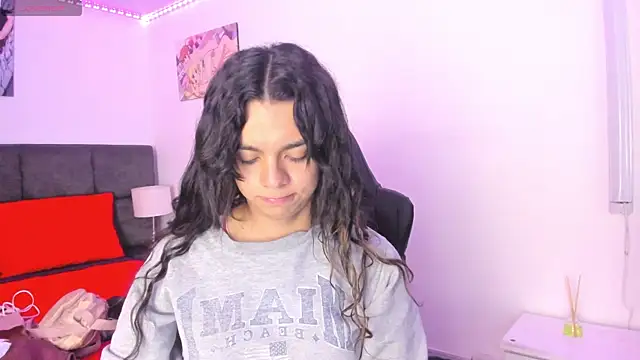 Snapshot of Megan_Miles02 chatting on November 2025 08:02:02 PM Megan Miles02 online show from November 2025 08:02:02 PM