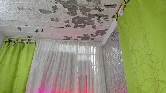 Snapshot of Megan_Miles02 chatting on February 2025 09:49:01 PM Megan Miles02 online show from February 2025 09:49:01 PM