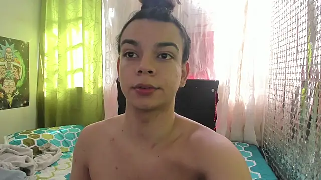 Snapshot of Megan_Miles02 chatting on February 2025 08:18:01 PM Megan Miles02 online show from February 2025 08:18:01 PM