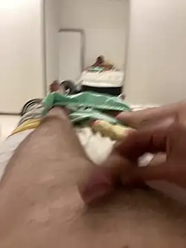 bruno106969 online show from February 2026 03:05:01 AM