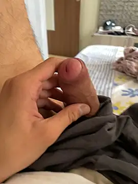 Snapshot of SuperHardBoy12 chatting on January 2025 05:22:01 AM SuperHardBoy12 online show from January 2025 05:22:01 AM