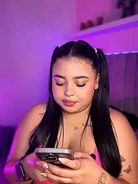 Emily cooper20 online show from March 2026 02:01:01 AM