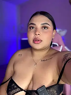 Emily cooper20 online show from April 2026 01:55:02 AM