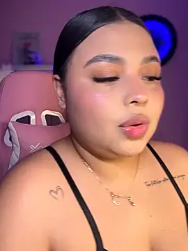 Emily cooper20 online show from April 2026 01:42:02 AM