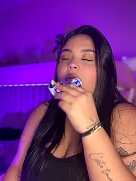 Emily cooper20 online show from February 2026 01:25:01 AM