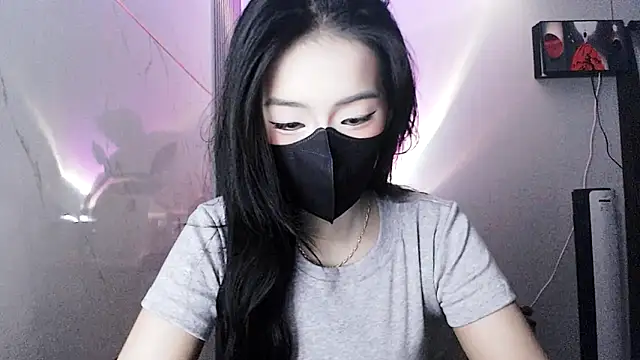 Snapshot of -KathySweet- chatting on October 2025 04:24:02 AM -KathySweet- online show from October 2025 04:24:02 AM