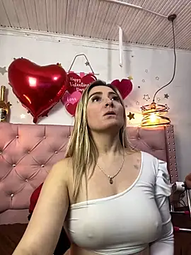 Snapshot of antonella87 chatting on February 2025 11:44:01 PM antonella87 online show from February 2025 11:44:01 PM