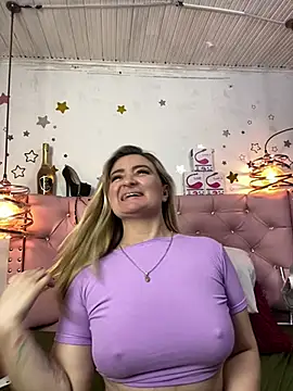 Snapshot of antonella87 chatting on March 2025 11:49:01 PM antonella87 online show from March 2025 11:49:01 PM