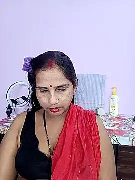 reemacouple007 online show from March 2026 05:58:01 PM