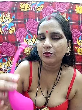 reemacouple007 online show from October 2025 06:07:02 PM