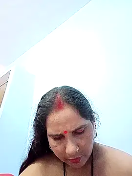 reemacouple007 online show from November 2025 07:52:02 PM