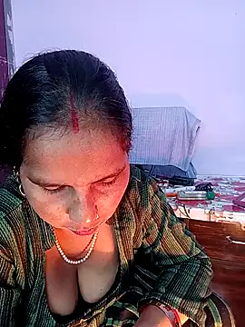 reemacouple007 online show from January 2026 08:18:01 AM