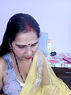 reemacouple007 online show from March 2026 06:11:01 PM