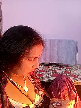 reemacouple007 online show from February 2026 06:26:01 AM