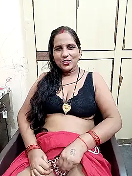 reemacouple007 online show from October 2025 05:24:01 PM