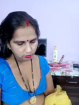 reemacouple007 online show from March 2026 06:24:01 PM