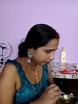 reemacouple007 online show from March 2026 08:19:01 AM