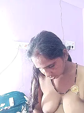 reemacouple007 online show from March 2026 05:49:01 PM