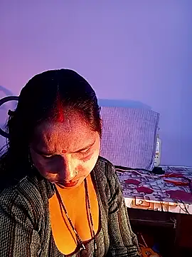 reemacouple007 online show from February 2026 06:35:02 AM