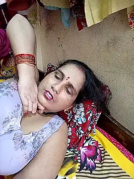 reemacouple007 online show from September 2025 08:54:01 AM