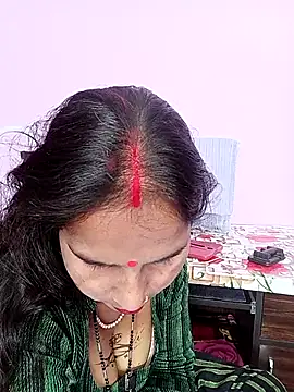 reemacouple007 online show from February 2026 06:52:02 AM