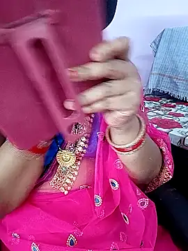 reemacouple007 online show from April 2026 06:04:02 AM