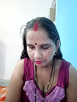 reemacouple007 online show from October 2025 08:04:02 AM