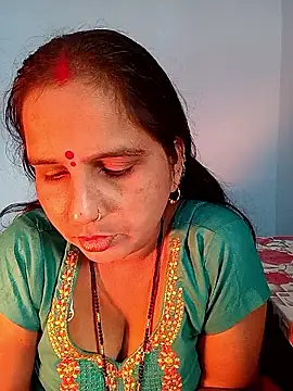 reemacouple007 online show from November 2025 09:02:02 AM