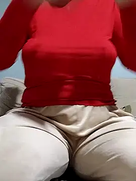 Snapshot of Elaa_Su chatting on February 2025 07:52:01 PM Elaa Su online show from February 2025 07:52:01 PM