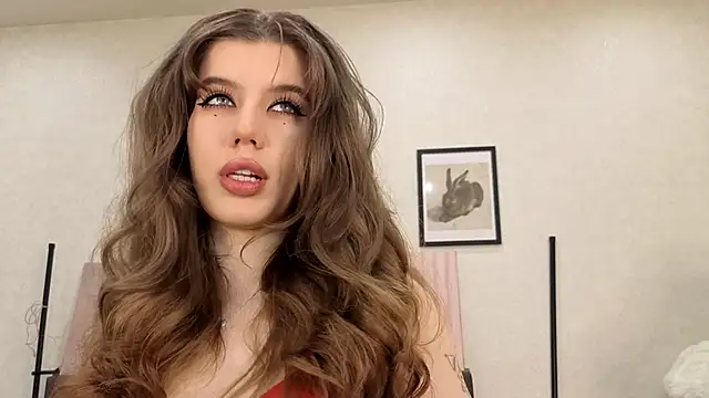 Snapshot of dolly_ll chatting on June 2026 01:31:02 PM dolly ll online show from June 2026 01:31:02 PM