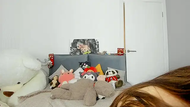 dolly ll online show from February 2025 04:21:01 PM