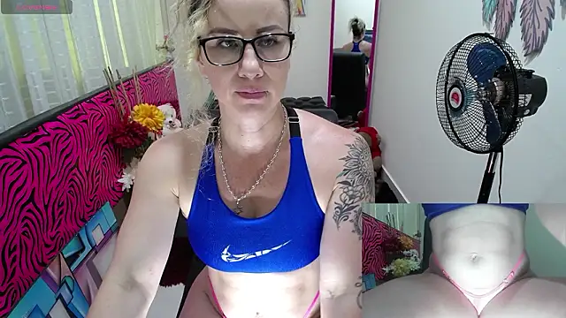 ViickySexy online show from February 2026 07:47:02 PM