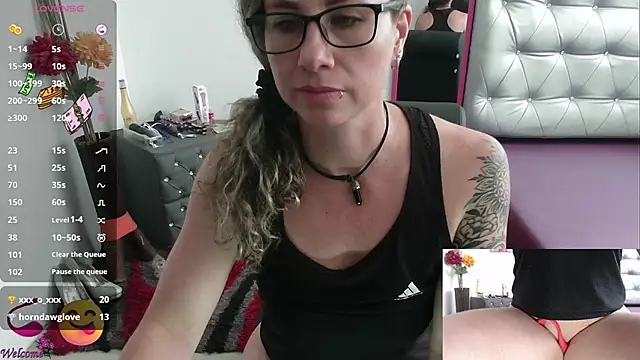Snapshot of ViickySexy chatting on February 2025 07:37:01 PM ViickySexy online show from February 2025 07:37:01 PM