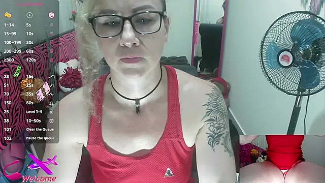 Snapshot of ViickySexy chatting on September 2025 07:53:02 PM ViickySexy online show from September 2025 07:53:02 PM