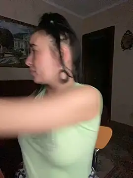 Roxana Bell online show from March 2026 06:34:01 PM