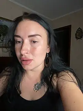 Snapshot of Roxana_Bell chatting on July 2026 06:56:01 PM Roxana Bell online show from July 2026 06:56:01 PM