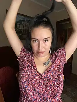 Snapshot of Roxana_Bell chatting on July 2026 08:58:01 AM Roxana Bell online show from July 2026 08:58:01 AM