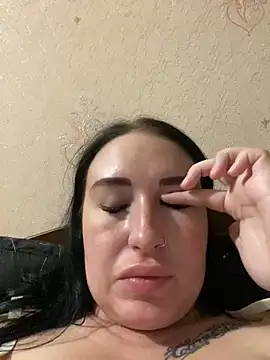 Roxana Bell online show from June 2026 06:41:01 PM