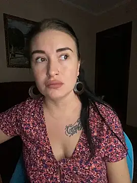 Snapshot of Roxana_Bell chatting on February 2026 04:51:02 PM Roxana Bell online show from February 2026 04:51:02 PM